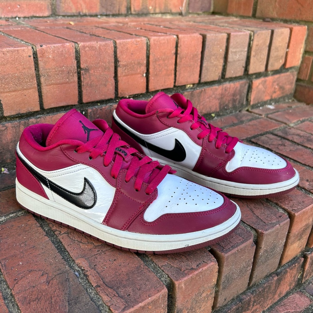 Nike “AIR JORDAN 1 “Noble Red” Men’s size 8.5 Sneakers RARE FIND !! 💰💰 - Picture 5 of 16